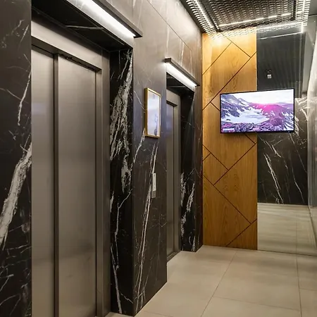 N Vaptsarov Sea Garden *